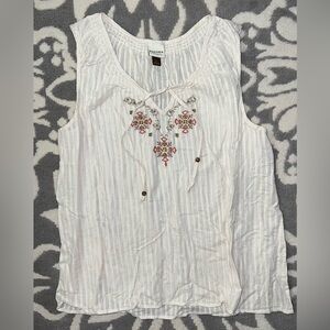 Size L Sonoma Embroidered Women's Top